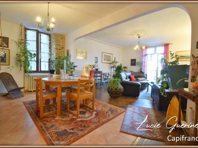 Maison en pierre à Châteaubriant (44) – Hypercentre – 3 chambres – Charme et authenticité – Proche Nantes — photo du bien