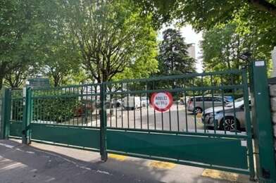 Garage  32200 €