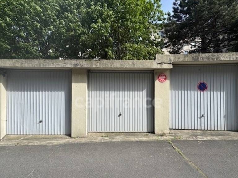 Box  à vendre CHATILLON (92) - Centre de Châtillon – à deux pas du Tramway T6 — photo 1