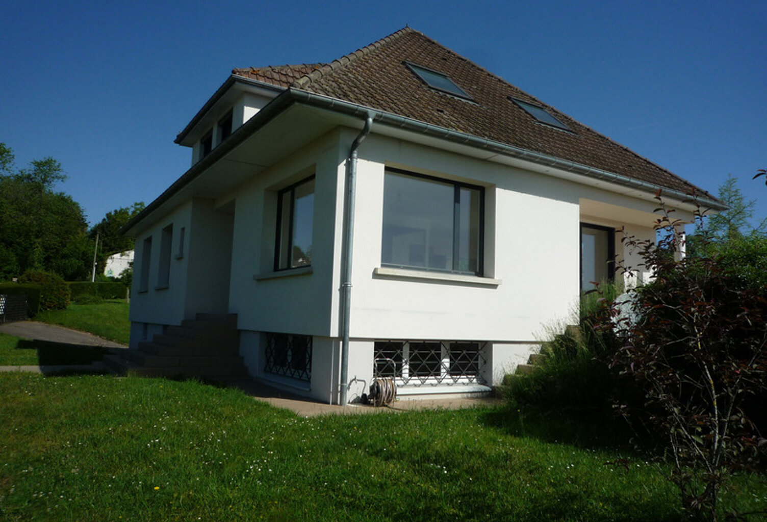 BRASLES (02) à vendre belle  maison contemporaine en parfait état de 186  m2 sur un terrain clos de 1278 m2 — photo 1