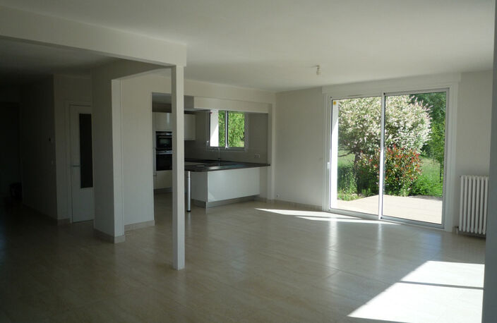 BRASLES (02) à vendre belle  maison contemporaine en parfait état de 186  m2 sur un terrain clos de 1278 m2 — photo 2