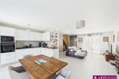 Maison 5 pièces 489720 €