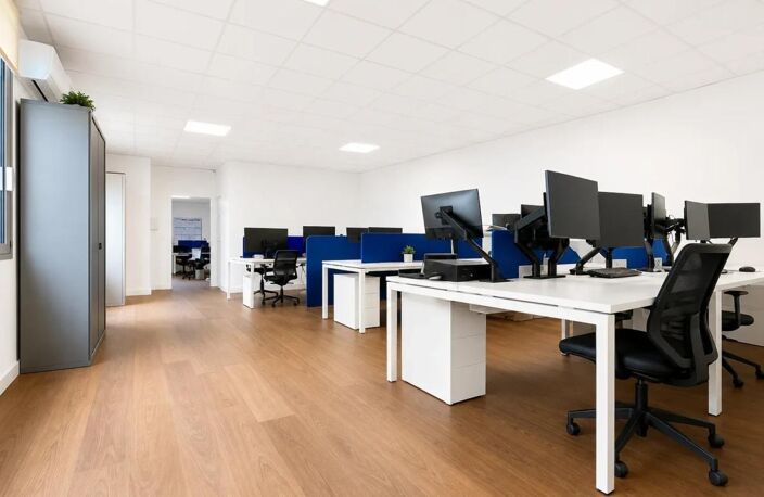 Exclusivité Corpimmo. Surface de 105 m² utile sur cour, climatisée, à louer à 150m du métro et Place Marcel Sembat — photo 4