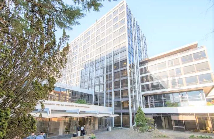 Les Bureaux de la Colline. Situé dans un environnement facile d’accès, proche des transports, et en coeur de ville, plateau de bureaux de 323 m² carrez à la vente — photo 5