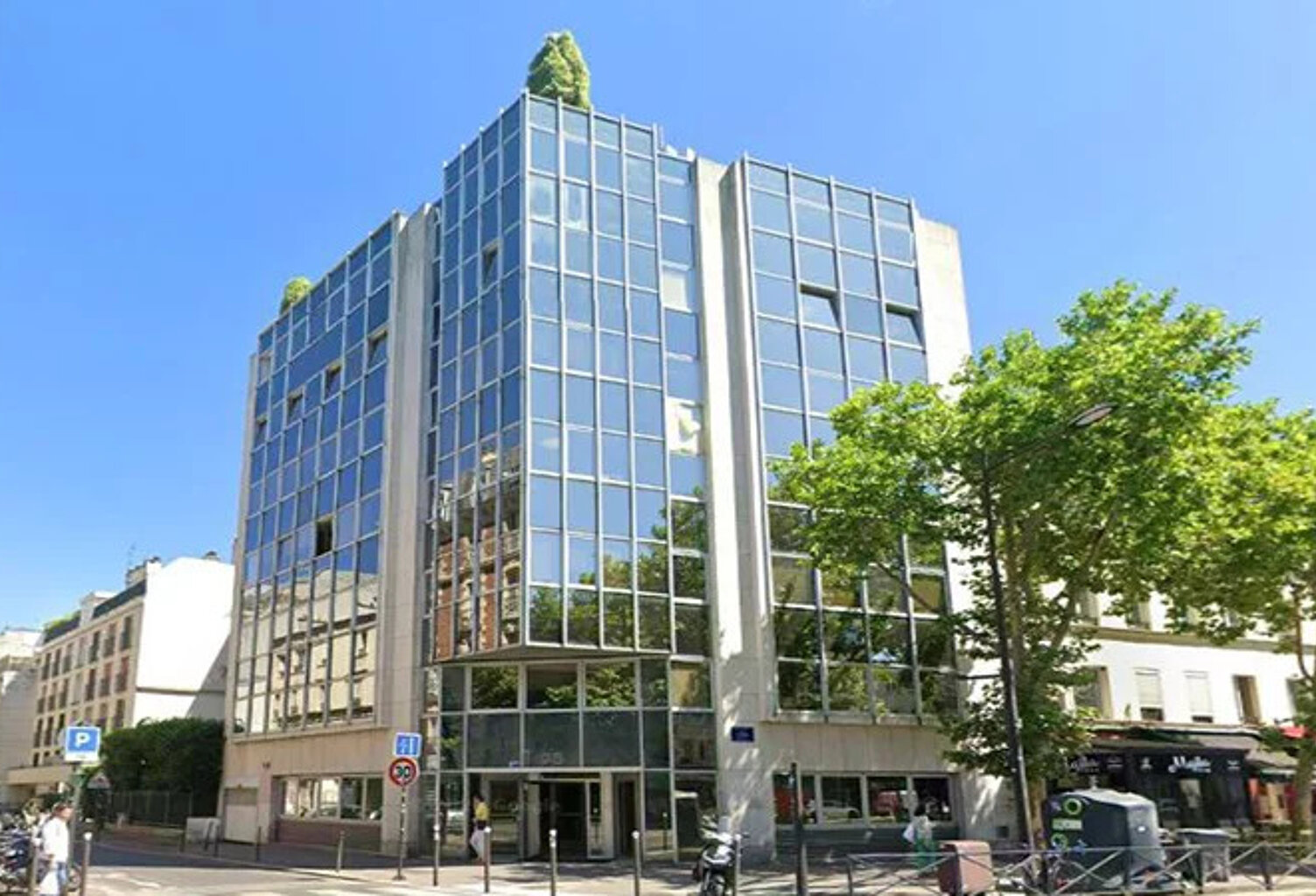 CORPIMMO vous propose à la location un plateau bureaux dans un immeuble récent et proche du métro Jean Jaurès. Surface lumineuse et climatisée — photo 1