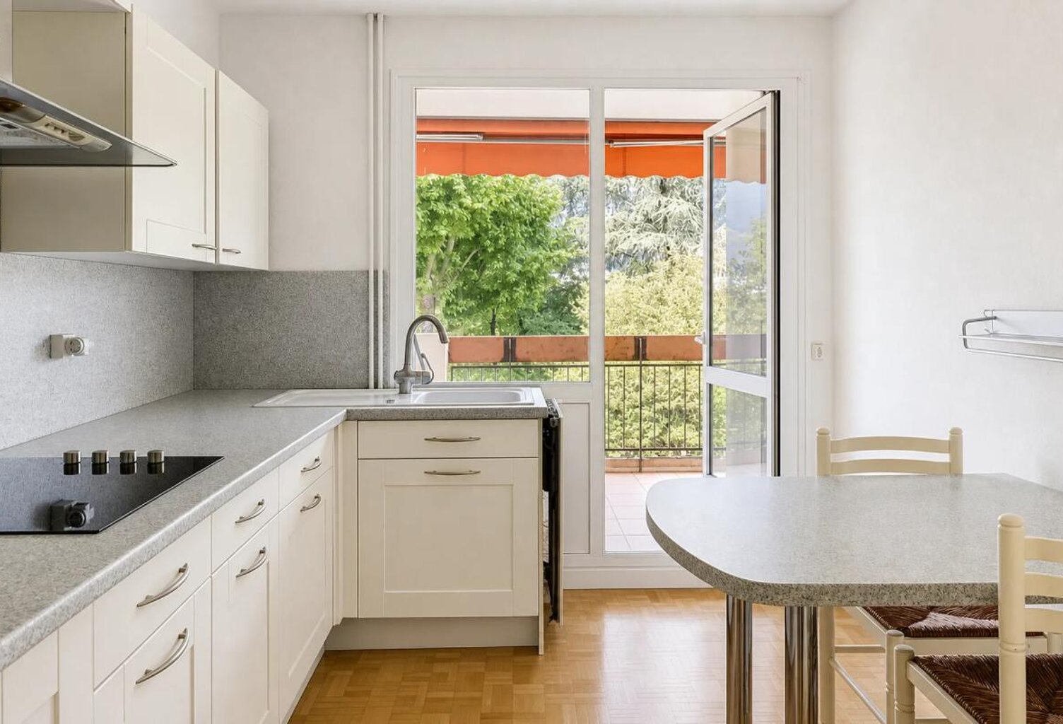 Appartement de 5 pièces près d'Eybens Résidence du Château — photo 1