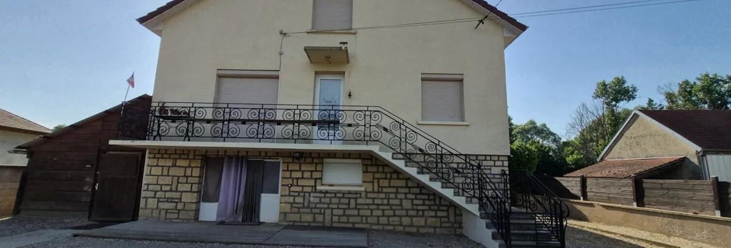 Maison 9 Pièces 254 m² à vendre à Chaussin (39120)