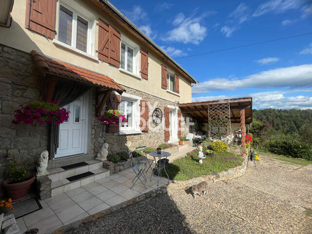 maison — photo du bien