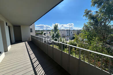 Appartement 3 pièces 1063 €