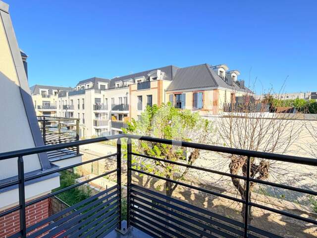 Appartement À Vendre — photo du bien