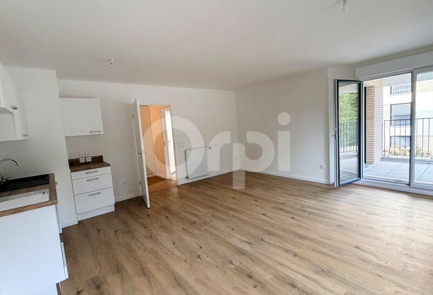 Appartement À Vendre — photo 1