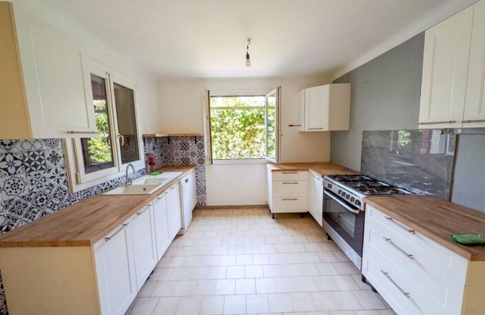 Maison de plain-pied Morières avec jardin et garage — photo 4