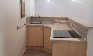 Appartement 3 Pièces 70 m² à louer à Aups (83630)