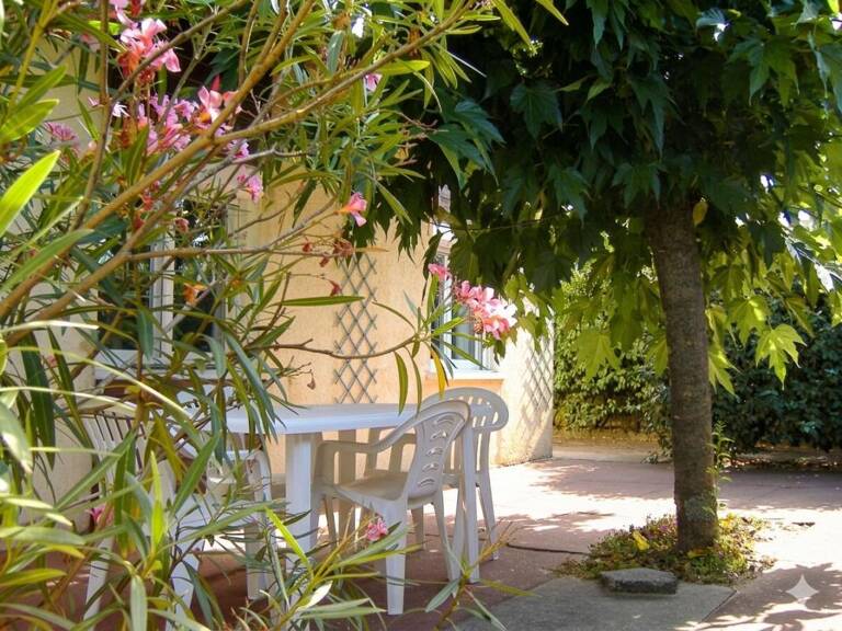 Maison À Vendre — photo 1