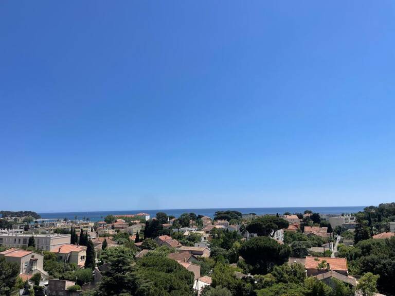 A VENDRE LA SEYNE SUR MER QUARTIER MAR-VIVO APPARTEMENT 3 PIECES DERNIER ETAGE ASCENSEUR TERRASSE VUE MER GARAGE — photo 1