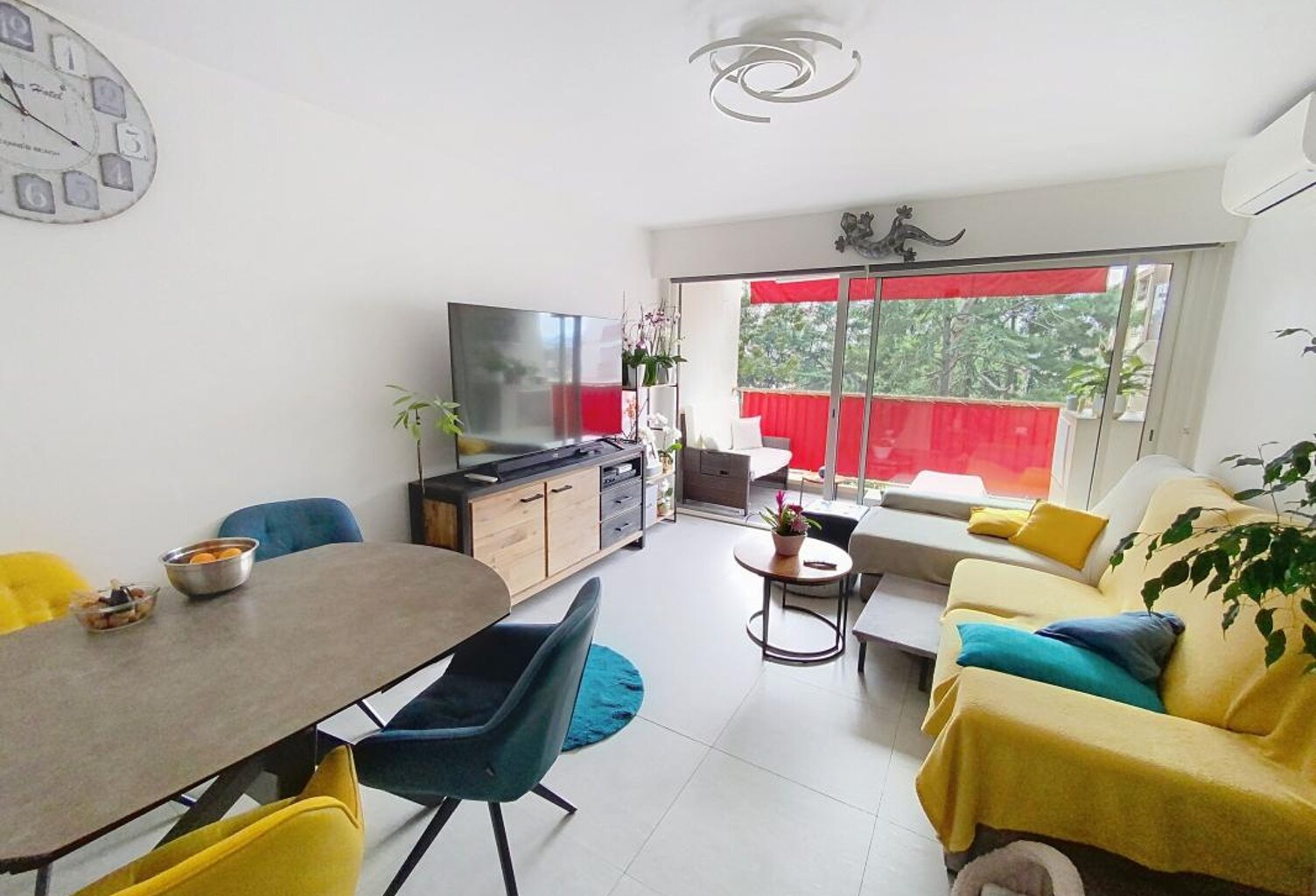 📍 Superbe T2 rénové avec balcon, climatisation, parking et cave — photo 1