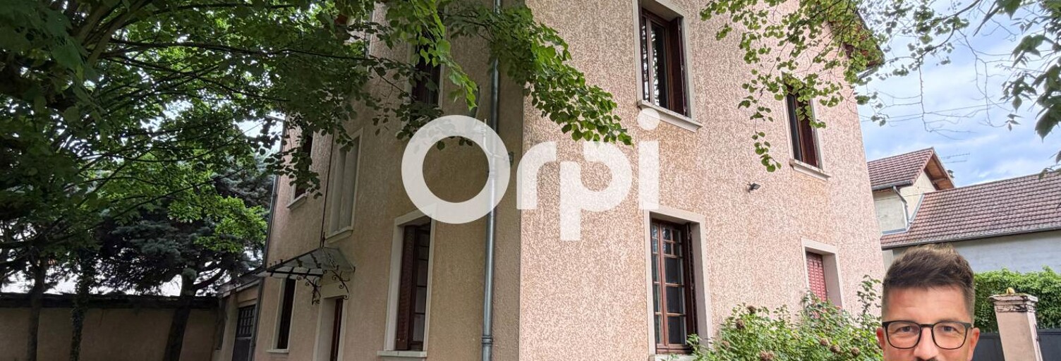 Maison 7 Pièces 206 m² à vendre à Les Avenières Veyrins-Thuellin (38630)