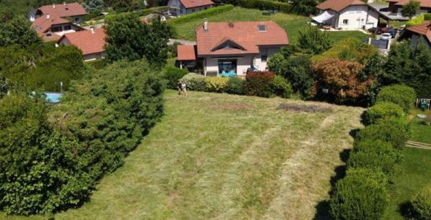 À vendre – Terrain constructible de 783 m² à Menthonnex-en-Bornes — photo 1
