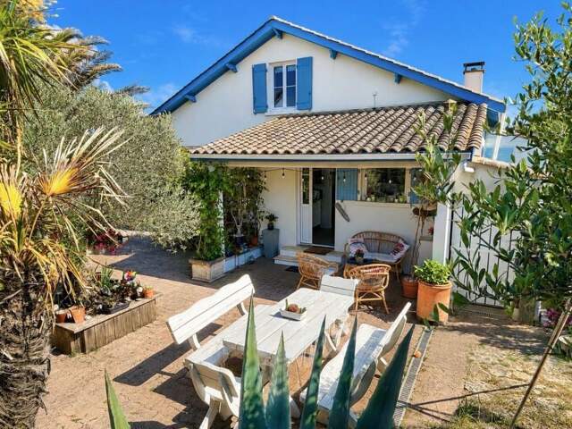 DOMINO - Charmante maison au bord de mer — photo du bien