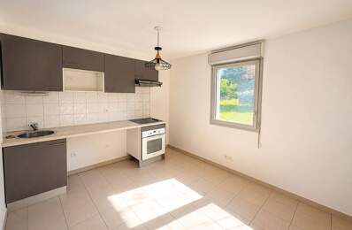 Appartement T3 avec terrasse et 2 places de parkings — photo du bien