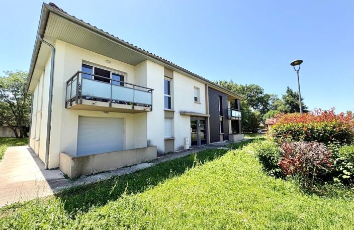 Appartement T3 avec terrasse et 2 places de parkings — photo 5