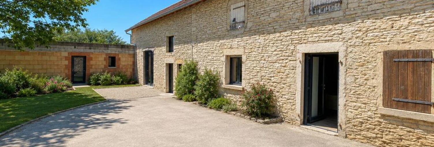 Maison 5 Pièces 300 m² à vendre à Courtenay (38510)
