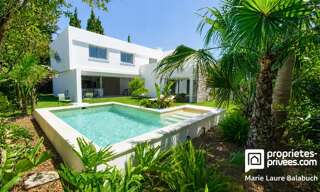 Maison 5 Pièces 200 m² à vendre à Carqueiranne (83320)
