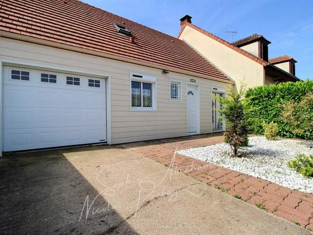 Maison de 3 pièces, 2 grandes chambres avec jardin et garage — photo du bien