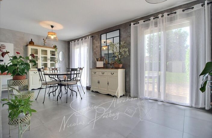 Maison de 3 pièces, 2 grandes chambres avec jardin et garage — photo 4