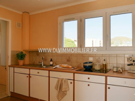 Appart. 79 m² / 3 ch. - Traversant et lumineux, vue Mont d'Or — photo 2