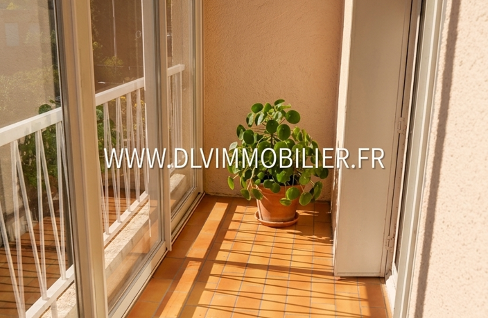 Appart. 79 m² / 3 ch. - Traversant et lumineux, vue Mont d'Or — photo 3