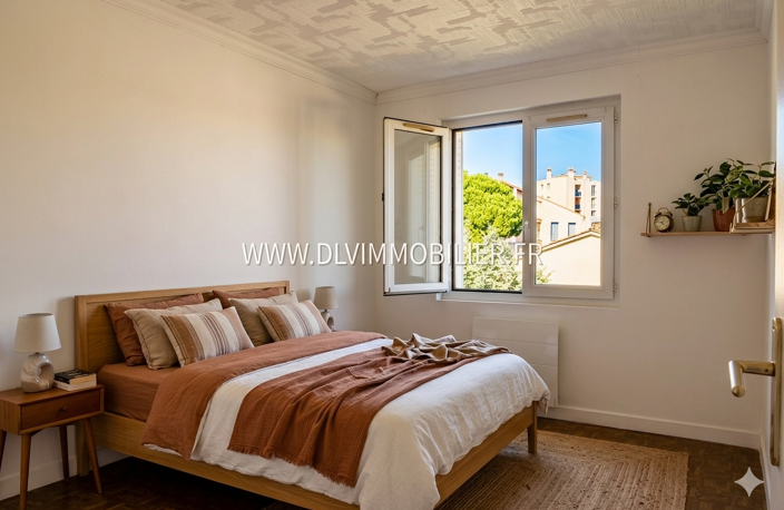 Appart. 79 m² / 3 ch. - Traversant et lumineux, vue Mont d'Or — photo 5