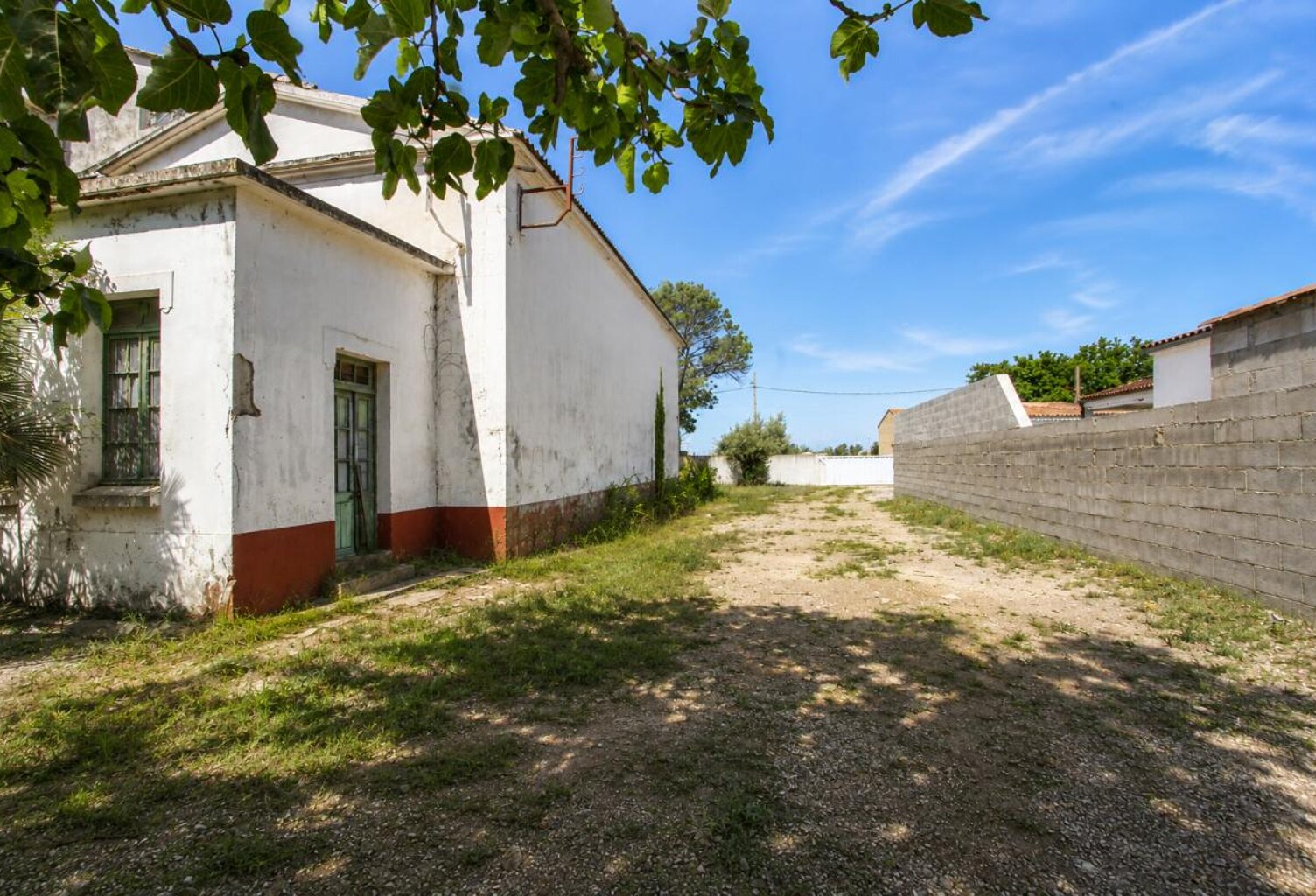 Terrain Canet 763m2 avec remise — photo 1