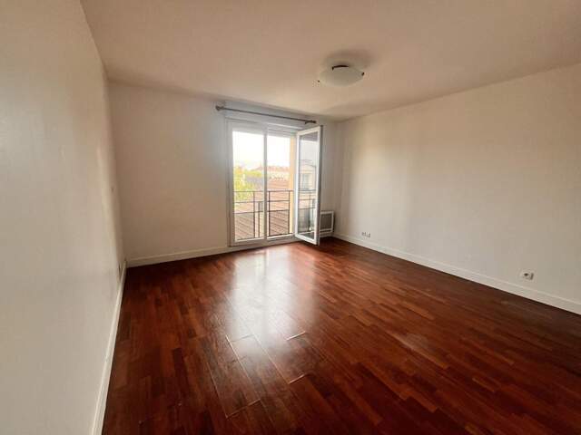 Appartement Noisy Le  Sec - 1 pièce(s) 25 m2 — photo du bien