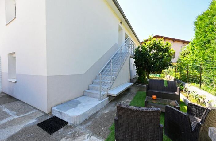 Maison 131 m² SAINT ALBAN LEYSSE 73230 — photo 2
