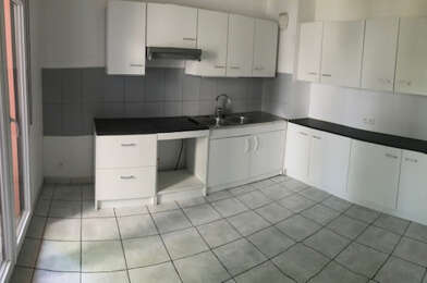 Appartement 3 pièces 796 €