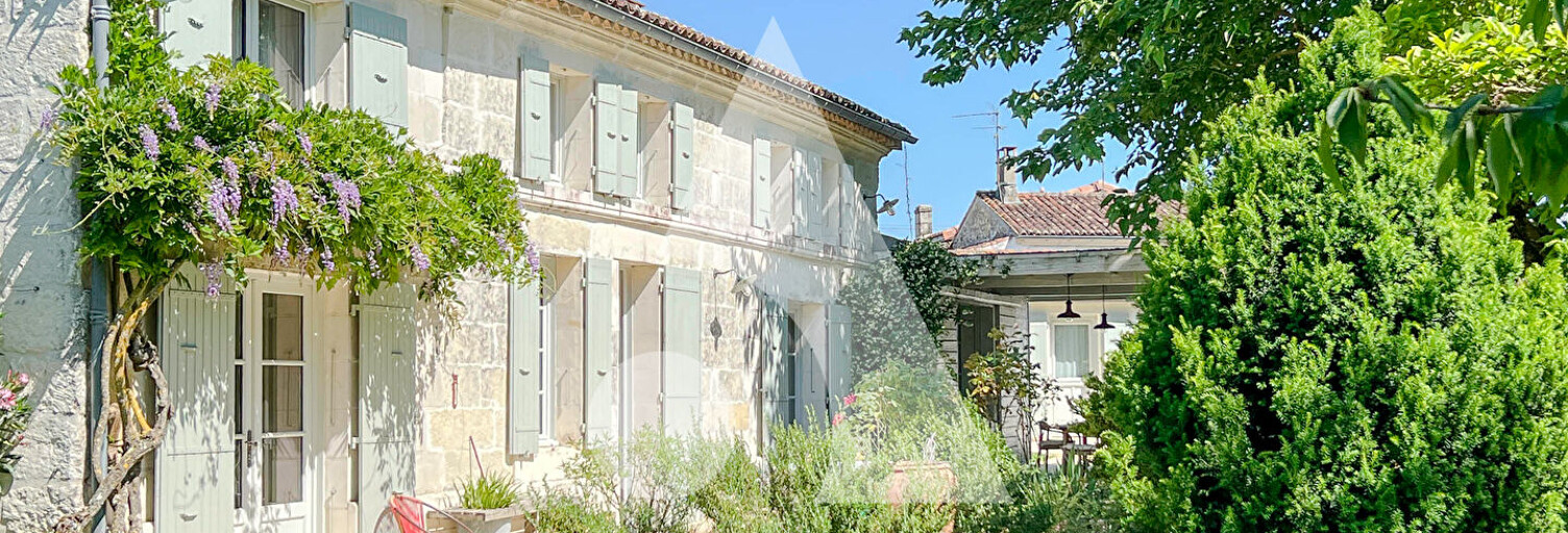 Maison 11 Pièces 298 m² à vendre à Saint-Georges-des-Coteaux (17810)
