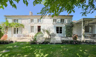 Maison 11 Pièces 298 m² à vendre à Saint-Georges-des-Coteaux (17810)