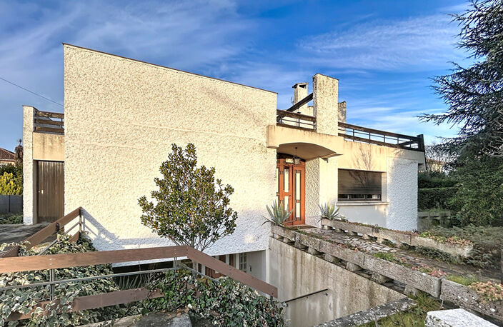 Maison d'architecte singulière - Volumes exceptionnels et potentiel rare à Castelsarrasin — photo 3
