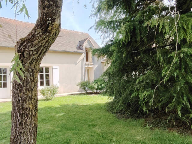 Corps de ferme avec 2 habitations et grange sur plus de 5000 — photo du bien