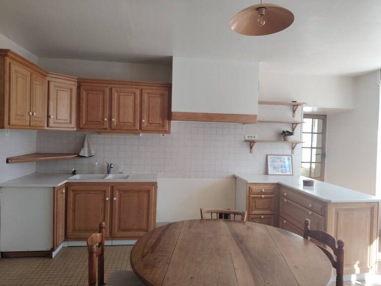 Corps de ferme avec 2 habitations et grange sur plus de 5000 — photo 1