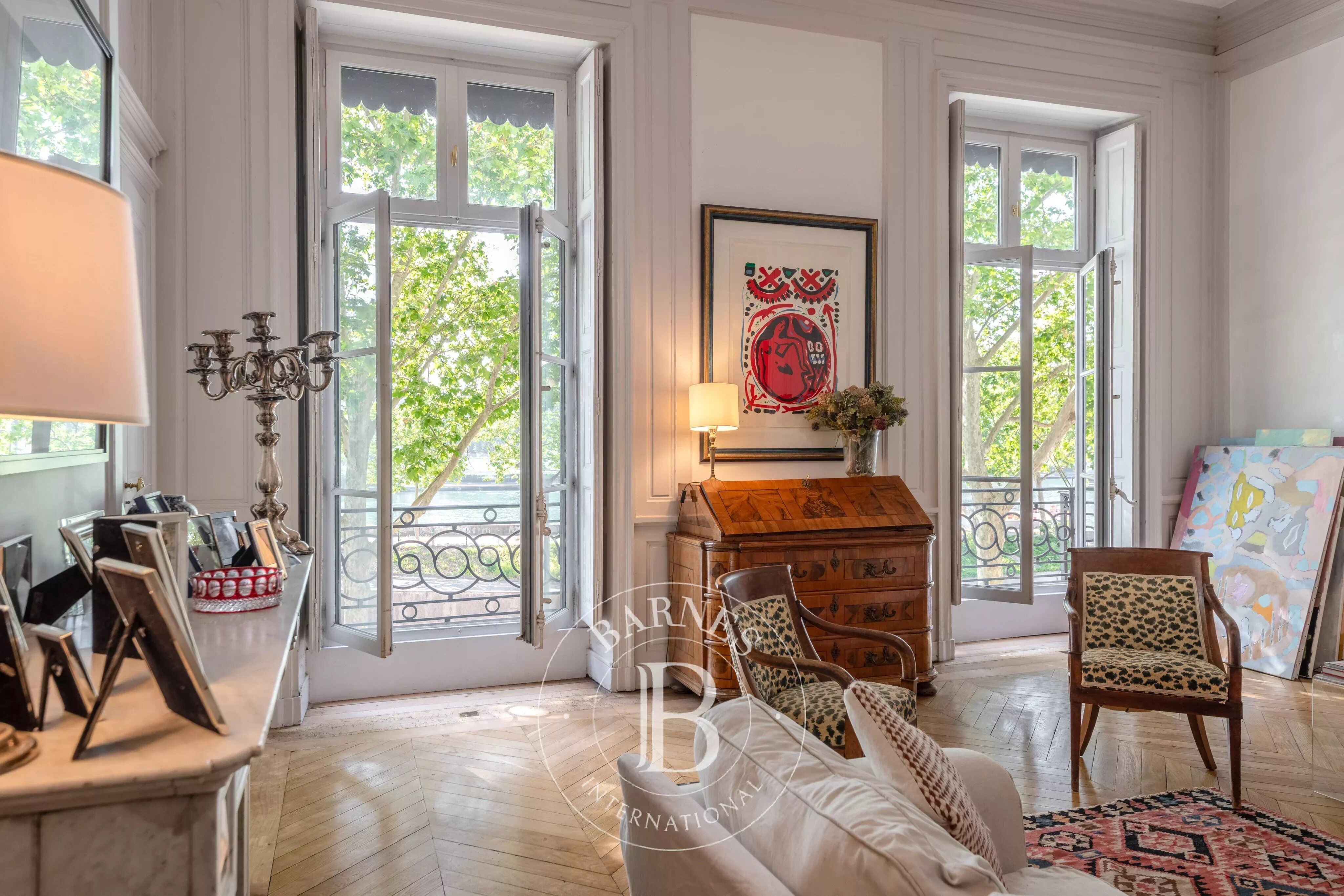 Appartement L T