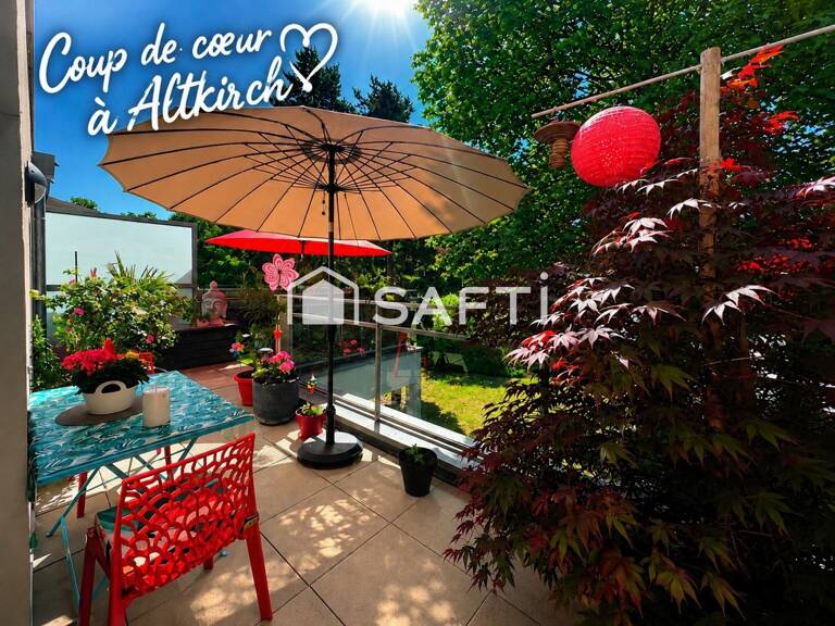Appartement T4 en dernier étage avec un garage en sous sol et une cave — photo 1