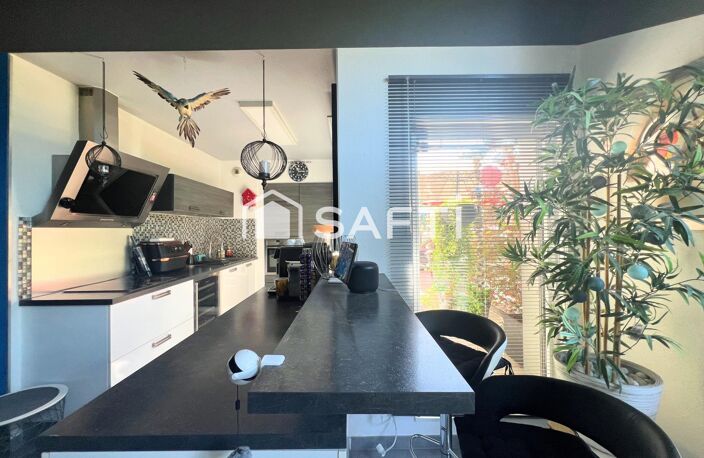 Appartement T4 en dernier étage avec un garage en sous sol et une cave — photo 5