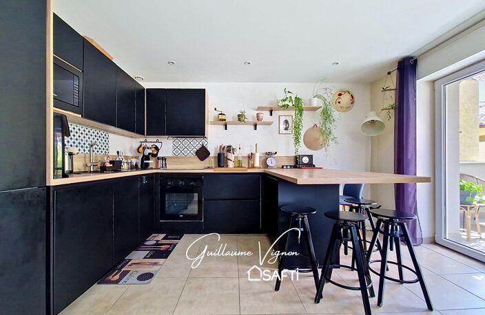 Maison rénovée avec terrasse aux portes de Lyon — photo 3
