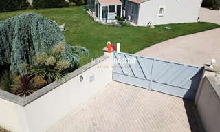 Maison 5 Pièces 140 m² à vendre à Montaren-et-Saint-Médiers (30700)