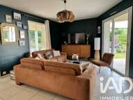 Vente Maison/villa 8 pièces — photo 2