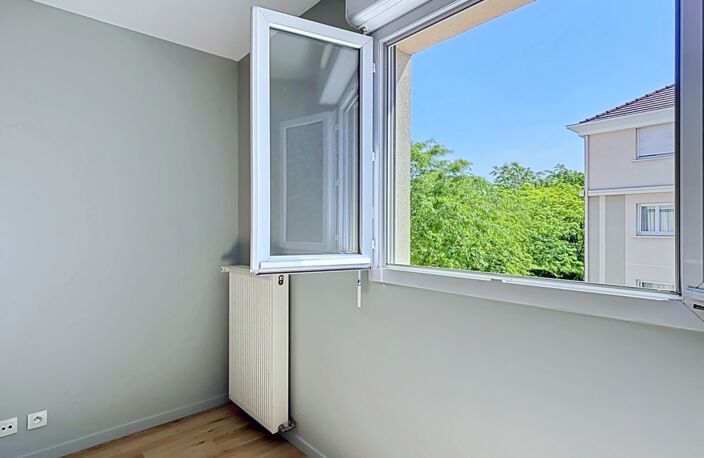 Vente Appartement 3 pièces — photo 2