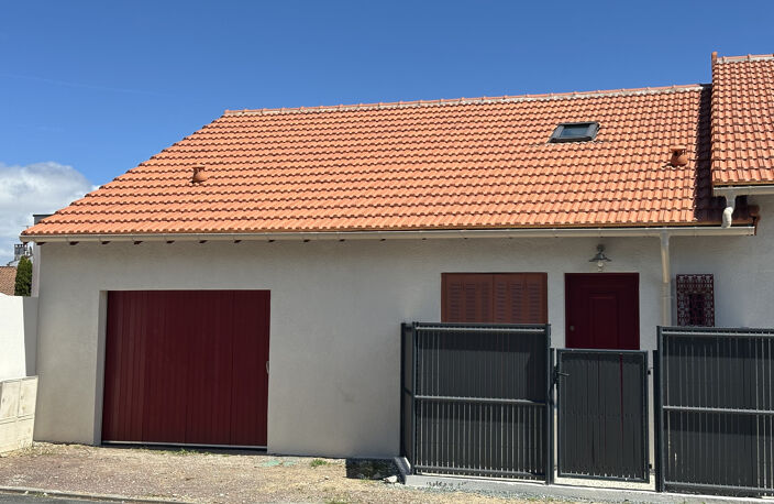 MAISON LOCATION VIDE A L'ANNÉE AU PRIX DE 1250 EUR / MENSUEL — photo 4