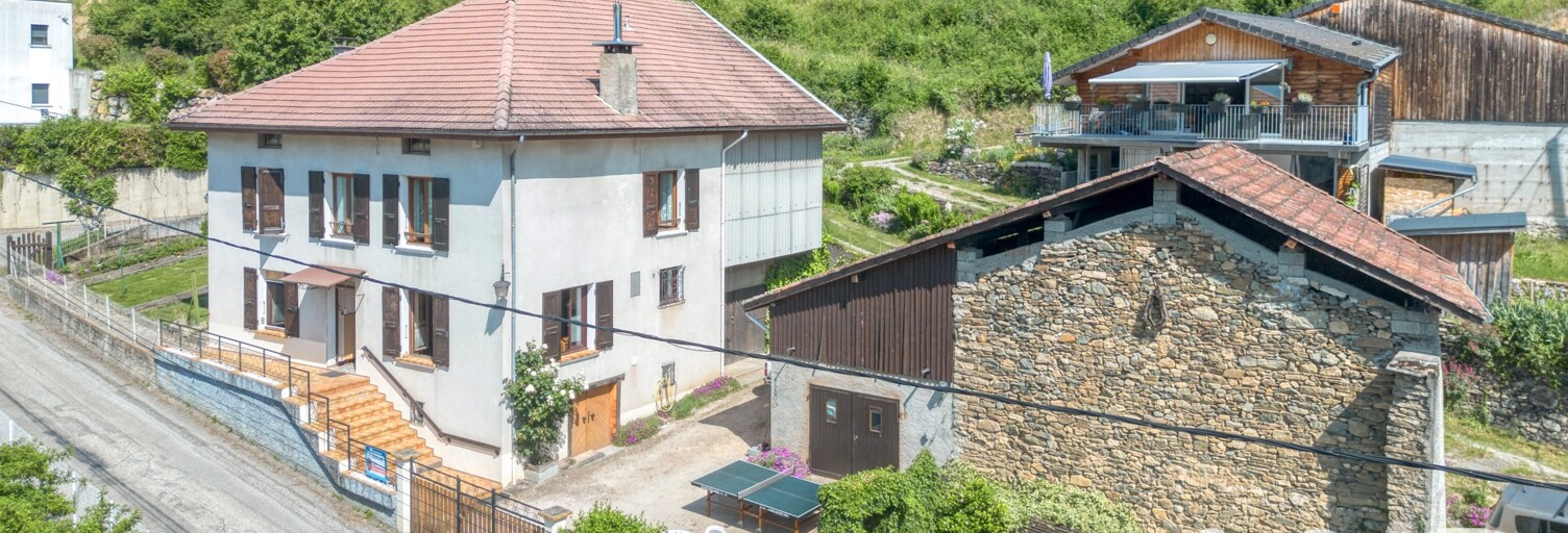 Maison 5 Pièces 128 m² à vendre à Crêts-en-Belledonne (38570)